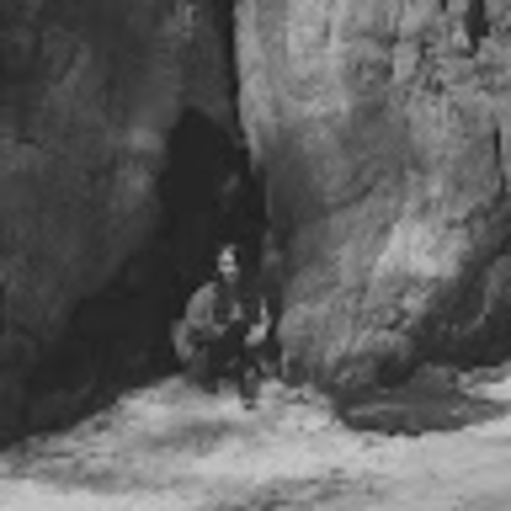 Meet your Posher, Sola